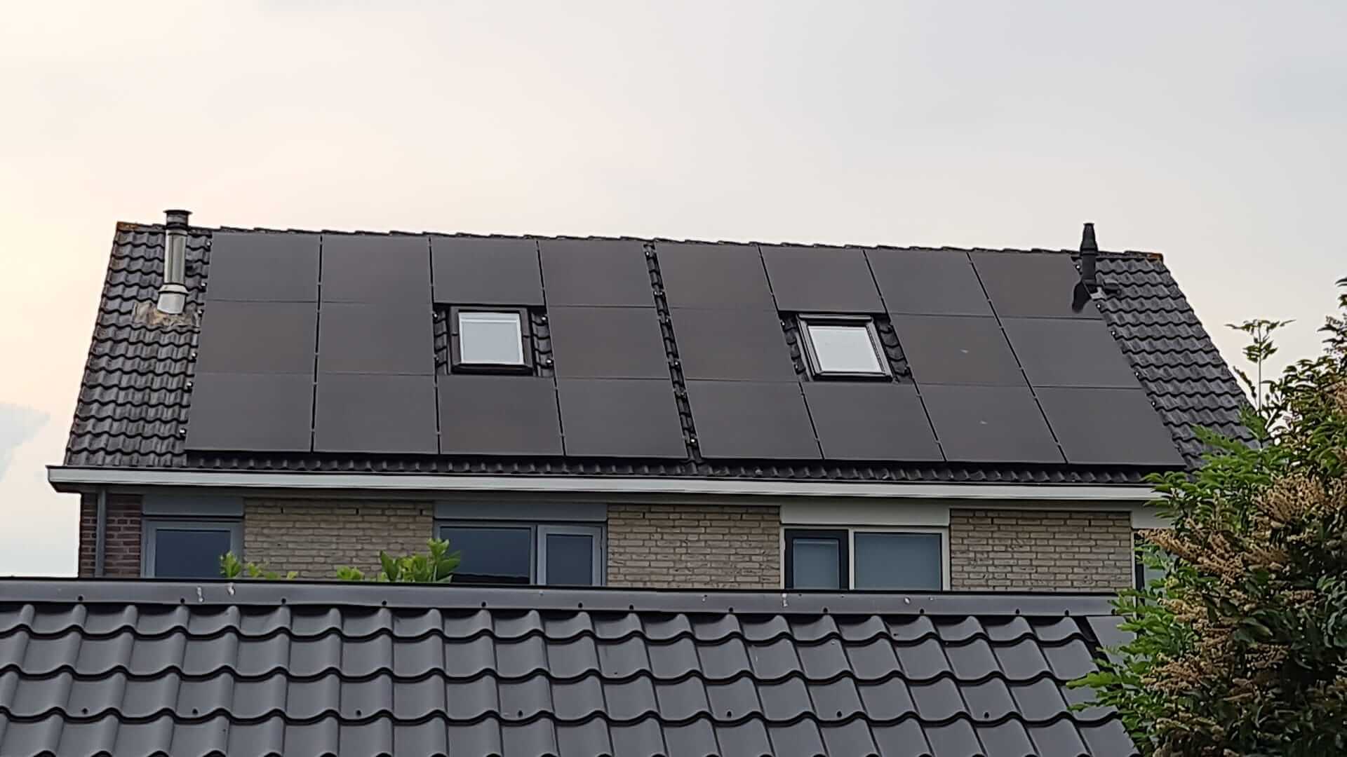11 panelen voor beide buren