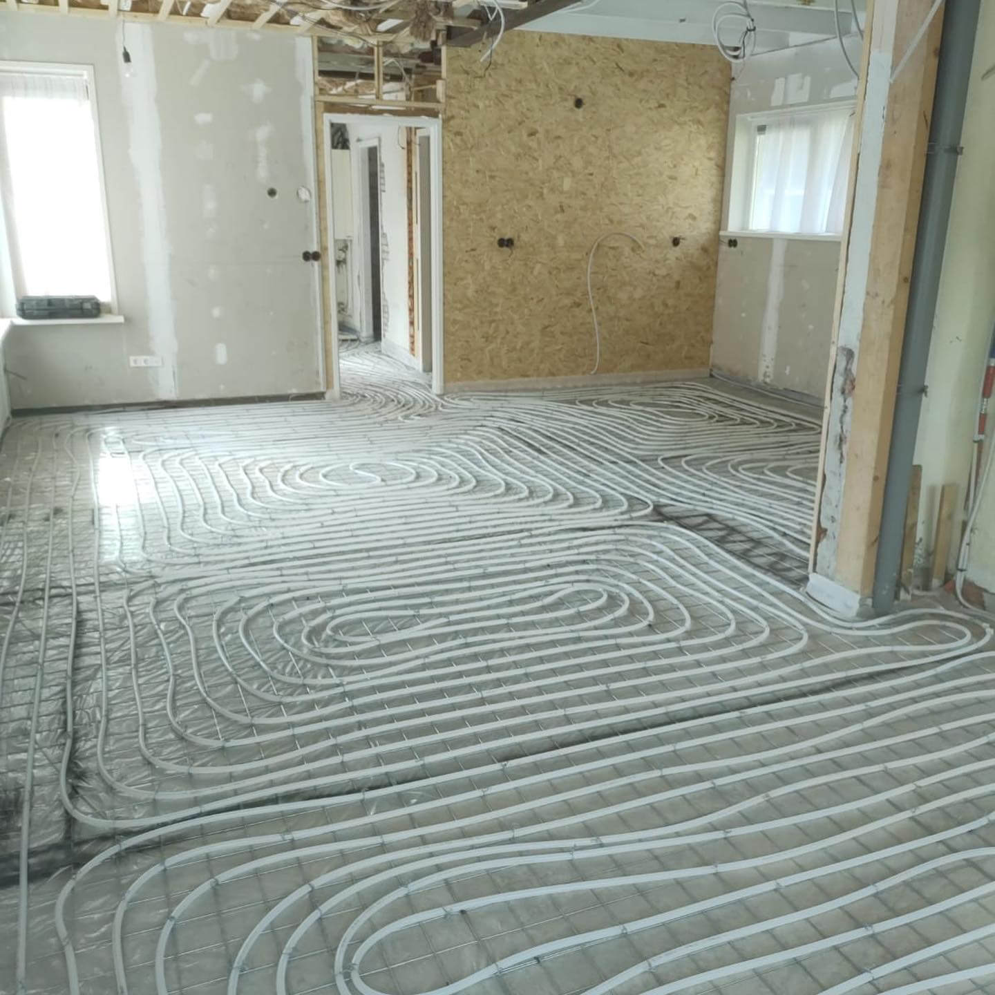 Vloerverwarming op betonnetten